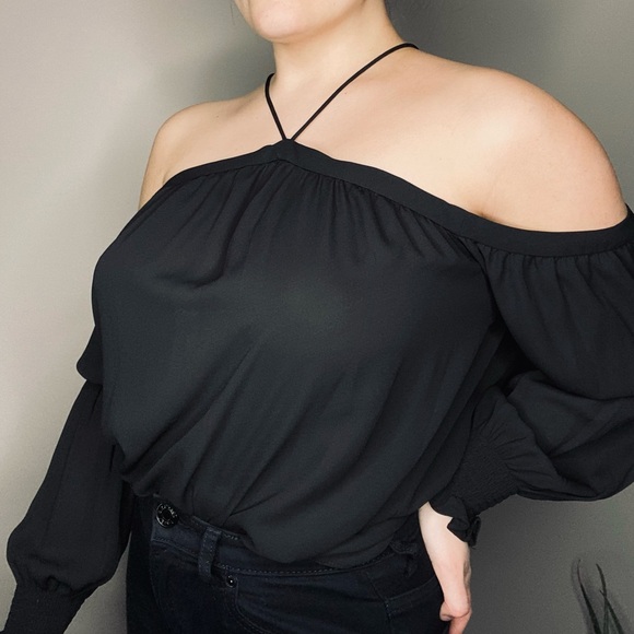 1. STATE Top - Picture 3 of 4